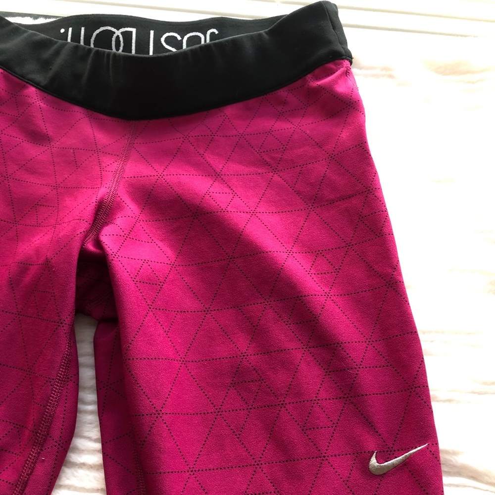 Nike Dri-fit workout leggings size small,Pink